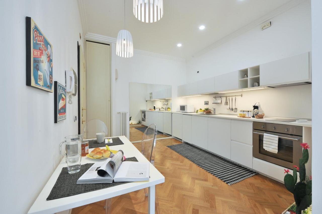 Crispi Modern Flat In The Historic Center Apartamento Roma