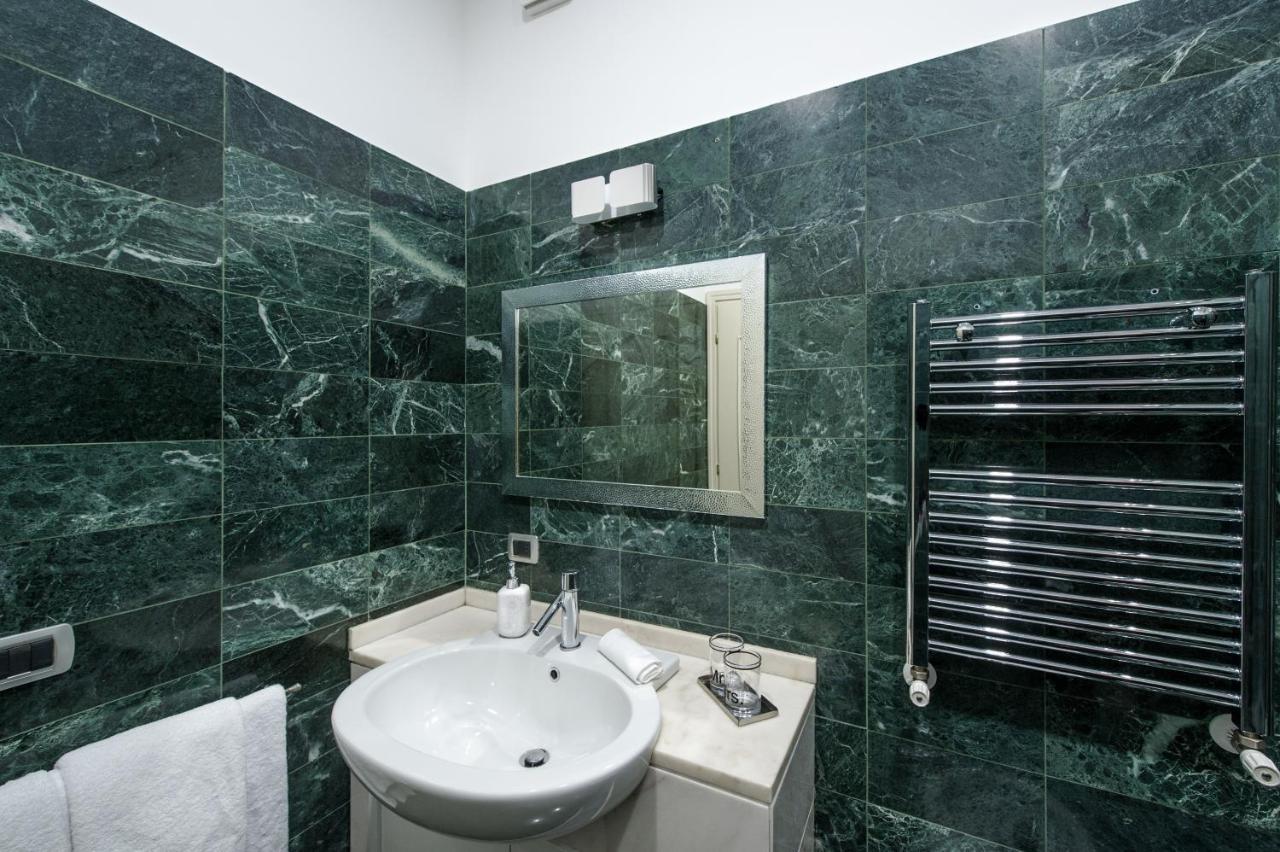 Crispi Modern Flat In The Historic Center Appartamento